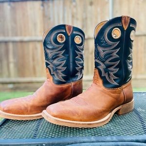 Great Condition Justin Square Toe Boots